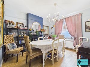 Dining Room- click for photo gallery